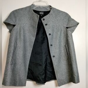 Bigio Collection (Size 2) Gray 100% Wool Hidden Snap Button Cap Sleeves Cape Top